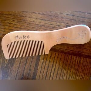 🛍️ 4 for $20 🛍️ Wooden Hair Comb